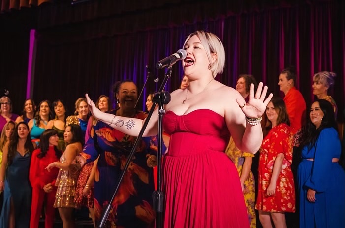 Singing with LANDLIGHTS community&nbsp;choir